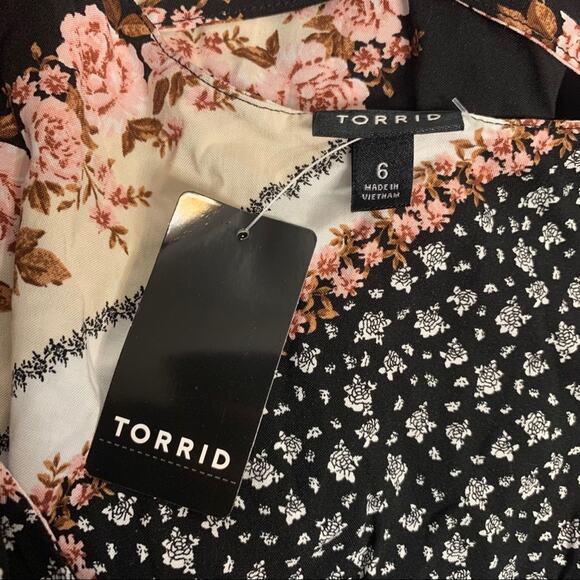 NWT Torrid scarf challis shirred hem midi dress - Picture 9 of 9